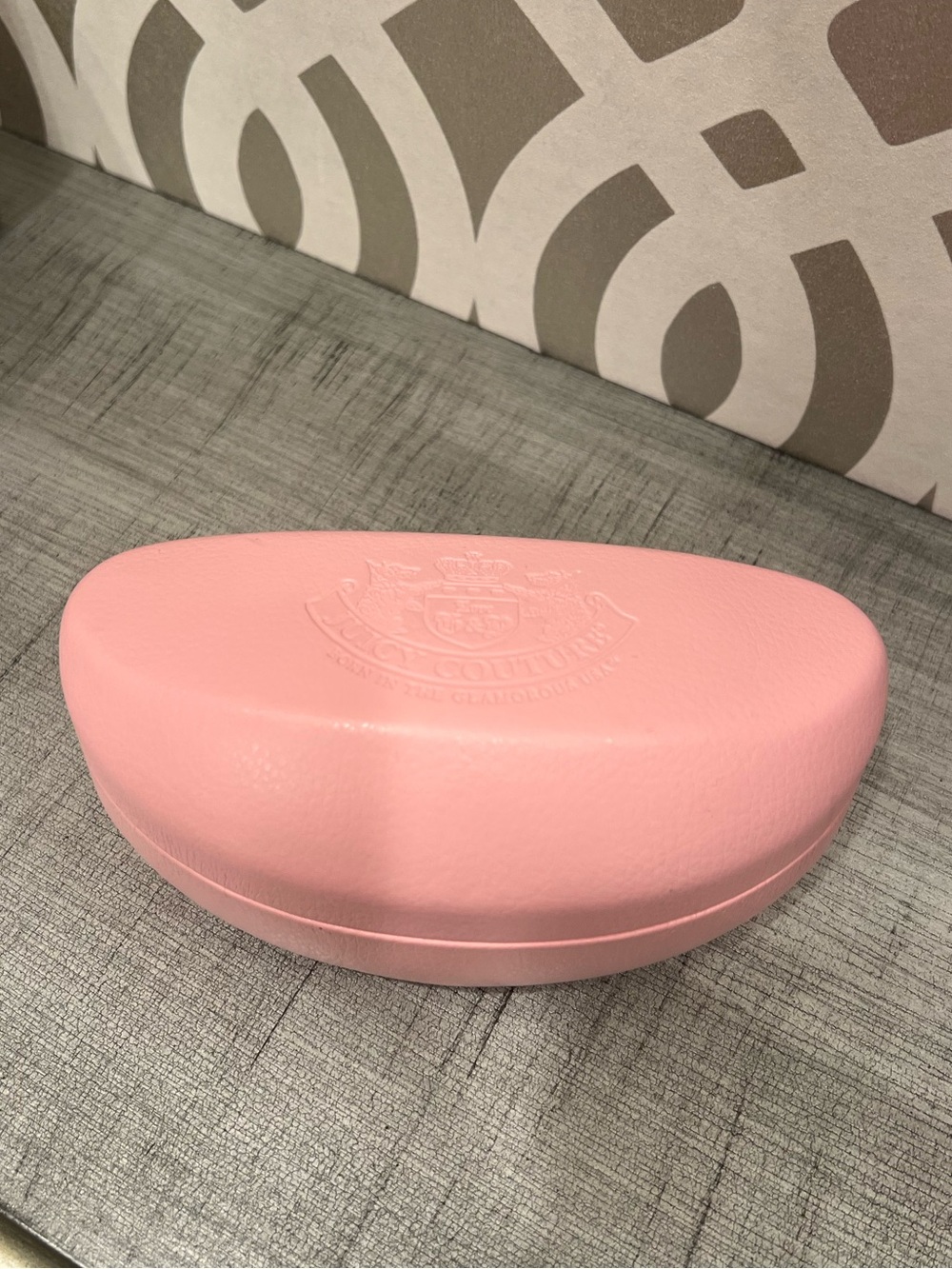 Juicy Couture Oversized Sunglasses - Picture 7 of 7